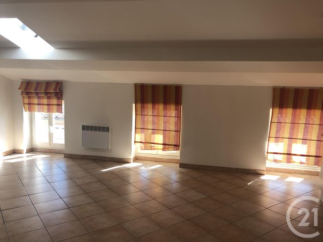Appartement F3 à louer - 3 pièces - 56.0 m2 - VILLEFRANCHE DE LAURAGAIS - 31 - MIDI-PYRENEES - Century 21 L'Agence Occitane Appartement F3 à louer - 3 pièces - 56.0 m2 - VILLEFRANCHE DE LAURAGAIS - 31 - MIDI-PYRENEES - Century 21 L'Agence Occitane