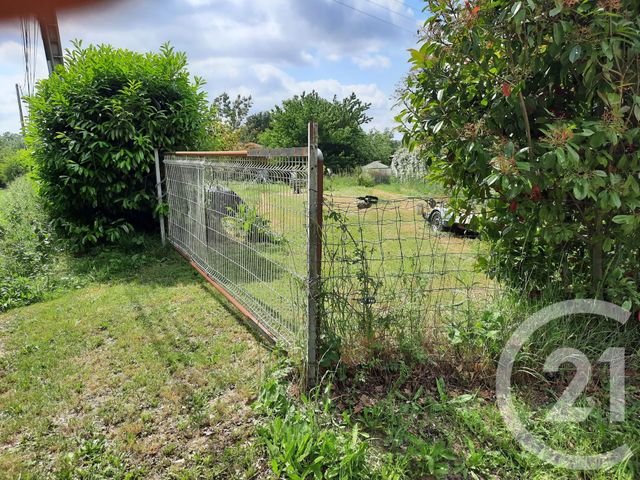 Afficher la photo en grand terrain à vendre - 760.0 m2 - MONTBRUN LAURAGAIS - 31 - MIDI-PYRENEES - Century 21 L'Agence Occitane