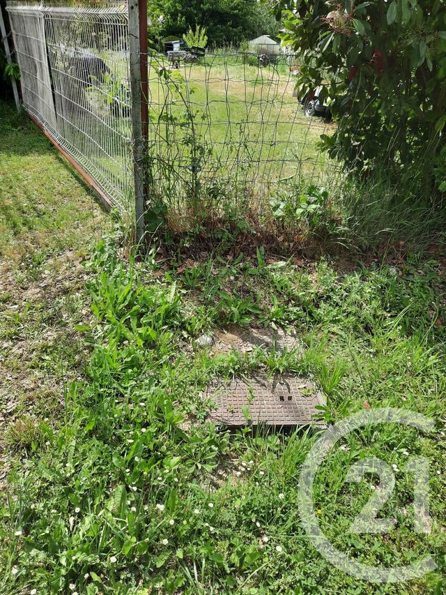 Afficher la photo en grand terrain à vendre - 760.0 m2 - MONTBRUN LAURAGAIS - 31 - MIDI-PYRENEES - Century 21 L'Agence Occitane