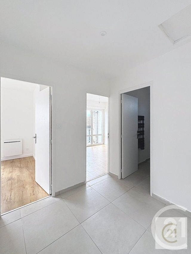Appartement F3 à louer - 3 pièces - 64.0 m2 - VILLEFRANCHE DE LAURAGAIS - 31 - MIDI-PYRENEES - Century 21 L'Agence Occitane