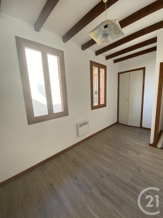 Appartement T2 à louer - 2 pièces - 30.0 m2 - BAZIEGE - 31 - MIDI-PYRENEES - Century 21 L'Agence Occitane