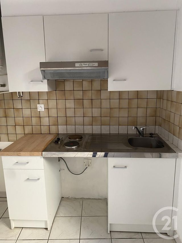 Appartement T2 à louer - 2 pièces - 30.0 m2 - BAZIEGE - 31 - MIDI-PYRENEES - Century 21 L'Agence Occitane