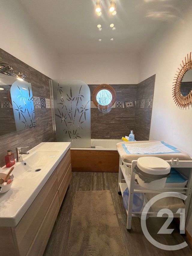 maison à louer - 4 pièces - 178.0 m2 - AVIGNONET LAURAGAIS - 31 - MIDI-PYRENEES - Century 21 L'Agence Occitane