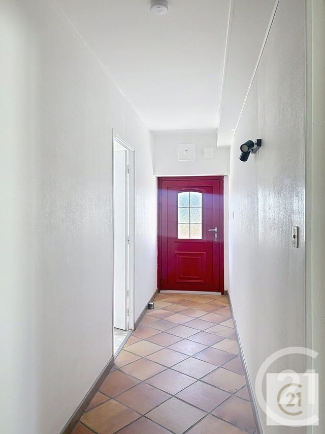maison à louer - 4 pièces - 94.75 m2 - VILLENEUVE DU PAREAGE - 09 - MIDI-PYRENEES - Century 21 L'Agence Occitane