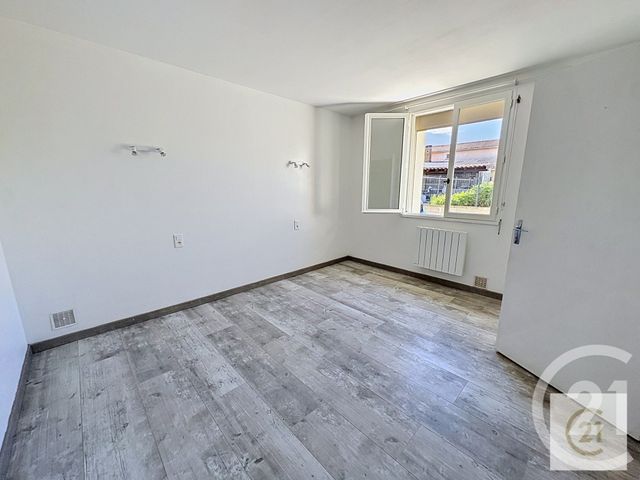 maison à louer - 4 pièces - 94.75 m2 - VILLENEUVE DU PAREAGE - 09 - MIDI-PYRENEES - Century 21 L'Agence Occitane