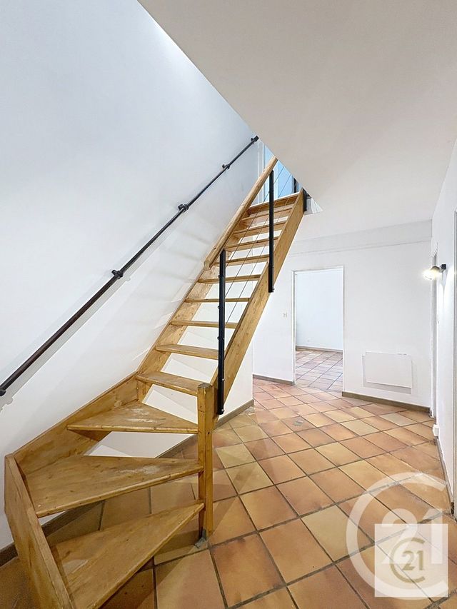 maison à louer - 4 pièces - 94.75 m2 - VILLENEUVE DU PAREAGE - 09 - MIDI-PYRENEES - Century 21 L'Agence Occitane