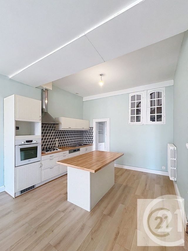maison à louer - 6 pièces - 162.0 m2 - VILLEFRANCHE DE LAURAGAIS - 31 - MIDI-PYRENEES - Century 21 L'Agence Occitane