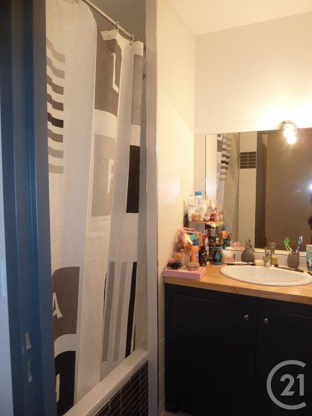 Appartement F3 à louer - 3 pièces - 65.0 m2 - VILLEFRANCHE DE LAURAGAIS - 31 - MIDI-PYRENEES - Century 21 L'Agence Occitane