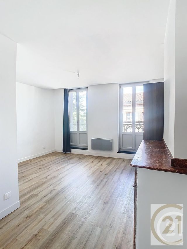 Appartement F2 à louer - 2 pièces - 49.37 m2 - VILLEFRANCHE DE LAURAGAIS - 31 - MIDI-PYRENEES - Century 21 L'Agence Occitane