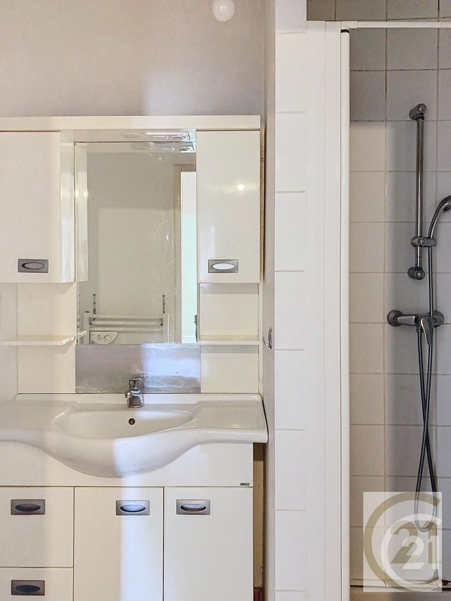 Appartement F3 à louer - 3 pièces - 87.0 m2 - AVIGNONET LAURAGAIS - 31 - MIDI-PYRENEES - Century 21 L'Agence Occitane
