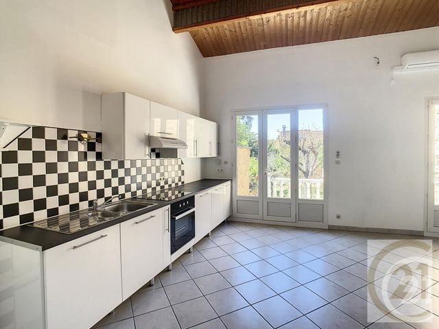 Appartement F2 à louer - 2 pièces - 55.0 m2 - VILLEFRANCHE DE LAURAGAIS - 31 - MIDI-PYRENEES - Century 21 L'Agence Occitane